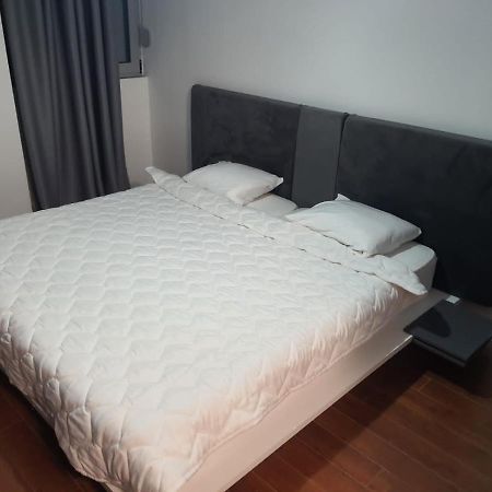 Modern Apartment Korca 3 Экстерьер фото