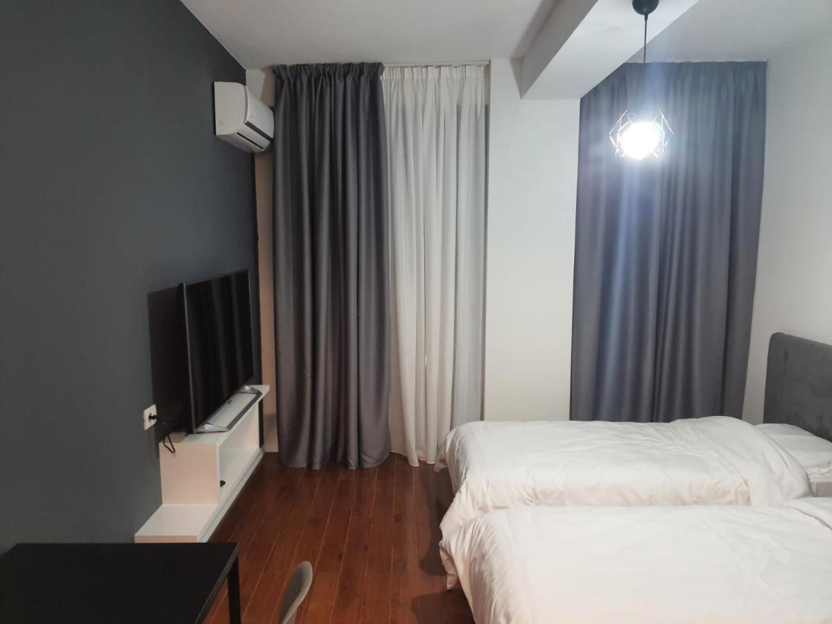 Modern Apartment Korca 3 Экстерьер фото