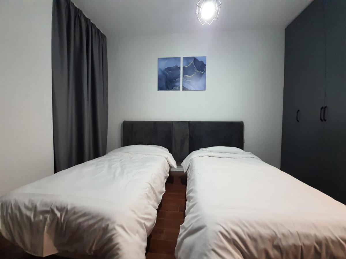 Modern Apartment Korca 3 Экстерьер фото