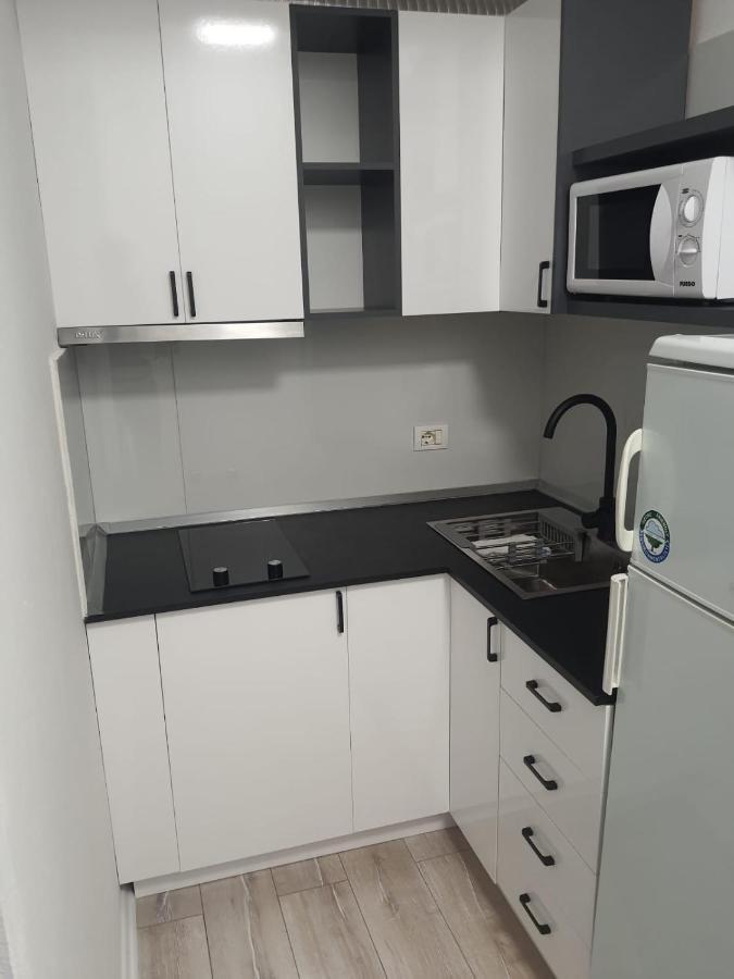 Modern Apartment Korca 3 Экстерьер фото