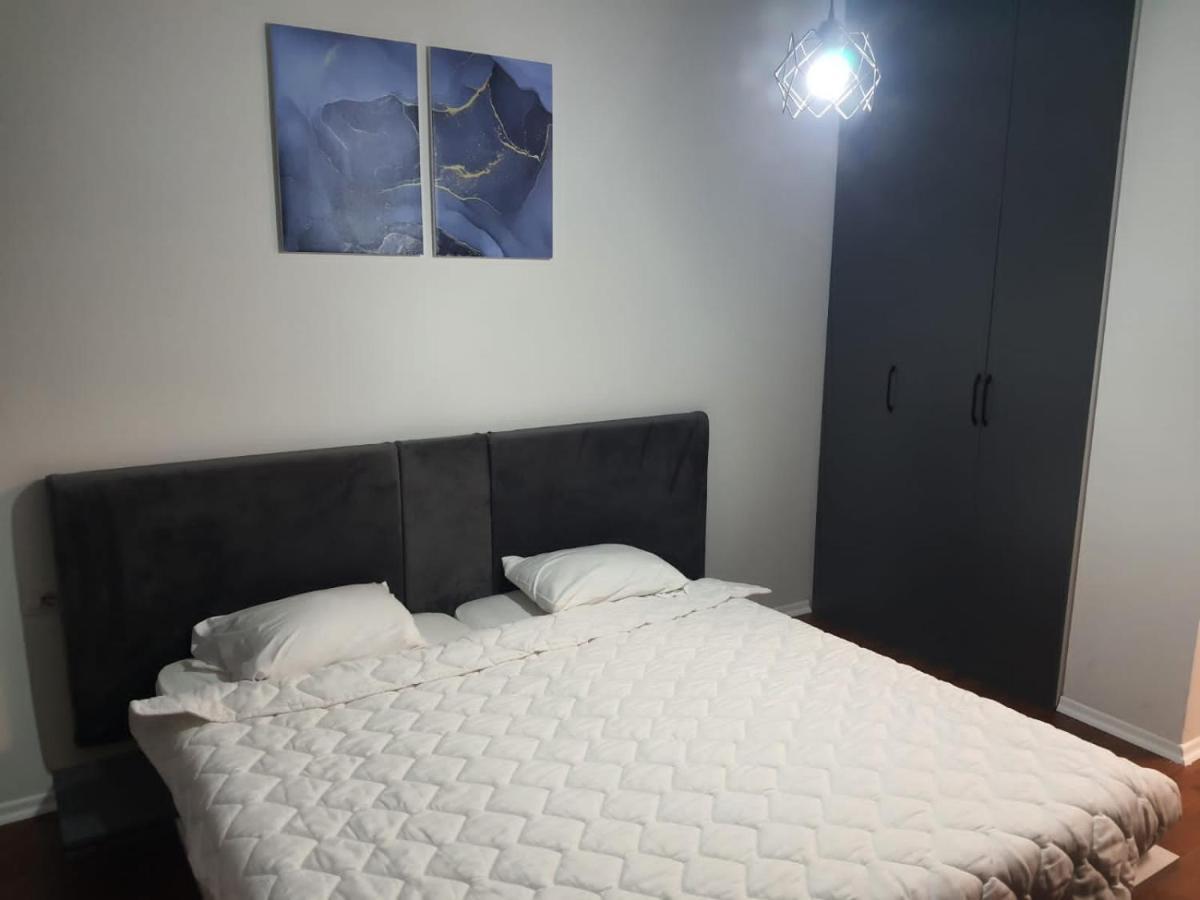 Modern Apartment Korca 3 Экстерьер фото